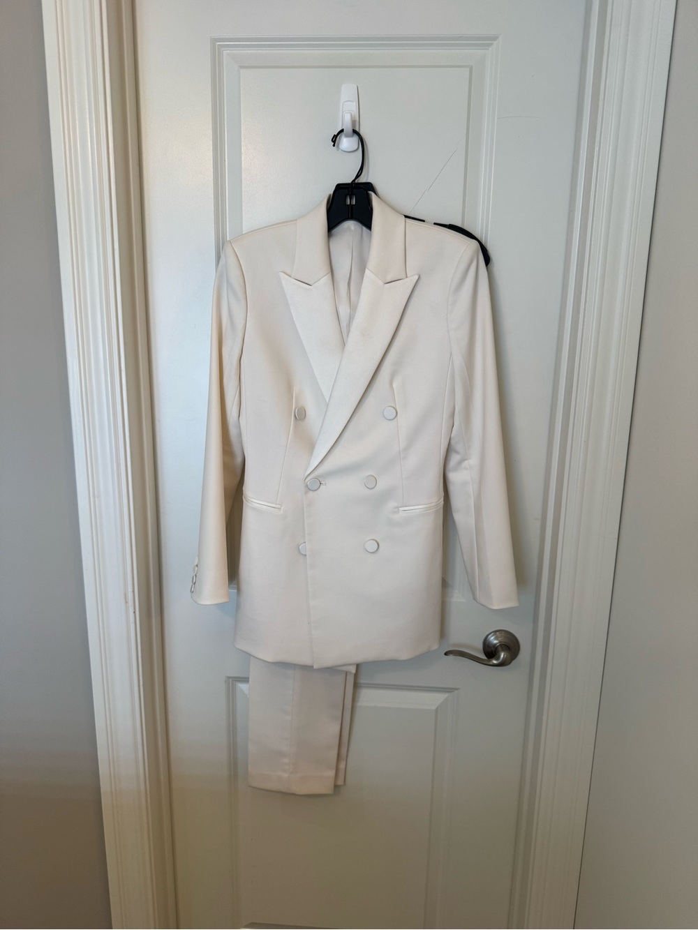 Theory Ivory Double-Breasted Tuxedo Blazer and Trousers Set